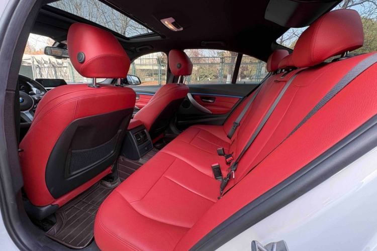 Used BMW 3 Series 2019 320i M Sport Package
