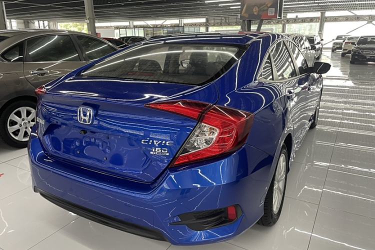 Used Honda Civic 2016 180TURBO CVT Comfort Version
