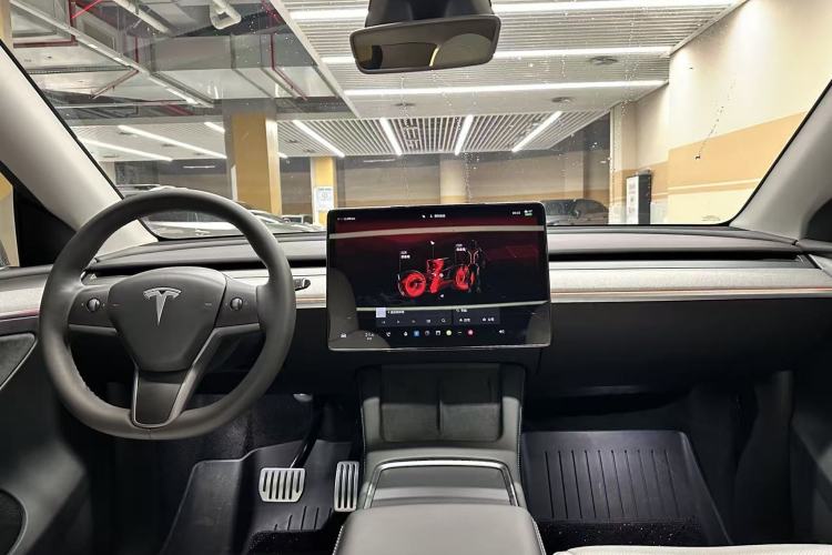 Used Tesla Model Y 2024 Rear-Wheel-Drive Version
