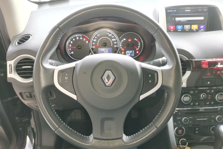 Used Renault Koleos 2014 Revised Version 2.0L Two-Wheel Drive Fashion Edition
