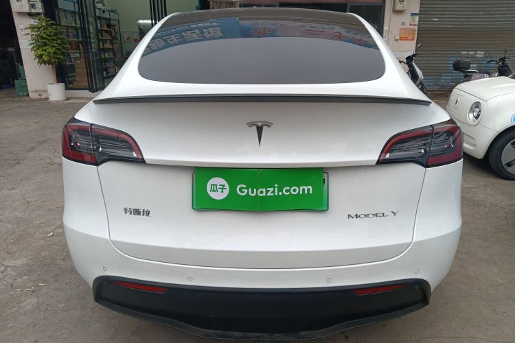 Used Tesla Model Y 2021 Long-Range All-Wheel-Drive Version
