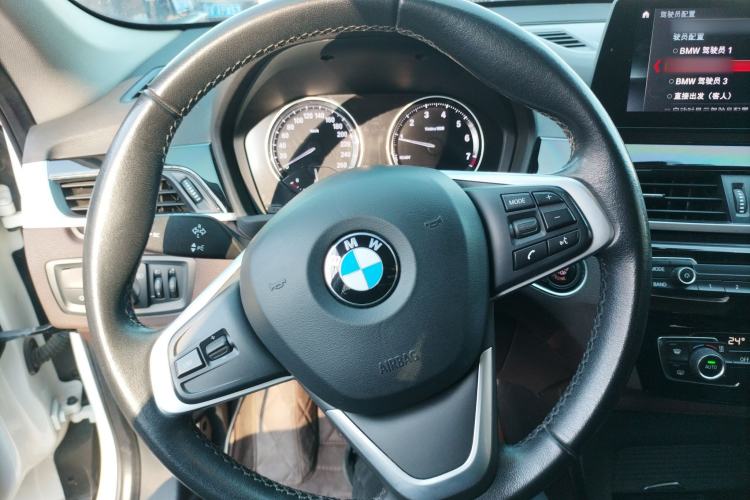 Used BMW X1 2020 sDrive25Li Leading Model
