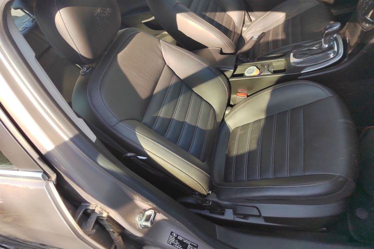 Used Buick Regal 2014 1.6T Fashionable Tech Edition
