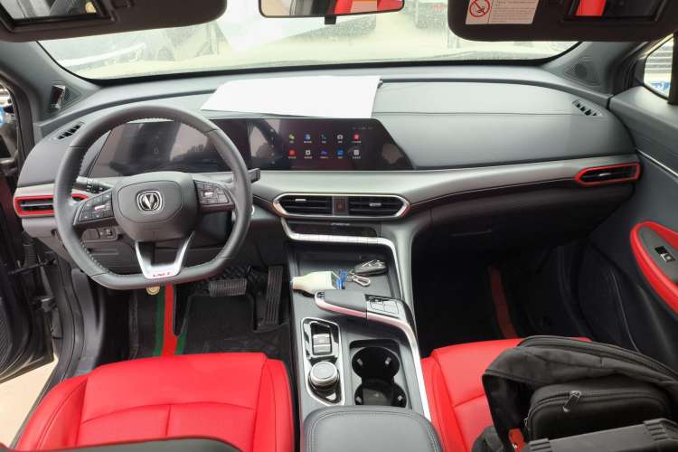 Used Changan UNI-T 2020 1.5T Prestige Version
