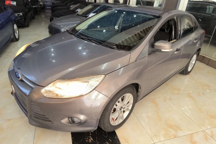 Used Ford Focus 2012 Sedan 1.6L Automatic Comfort Model
