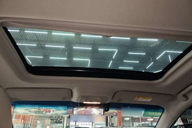 Used Buick GL8 2022 Land Executive Class 652T Prestige Model