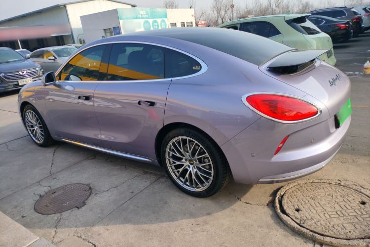 Used ORA Lightning Cat 2022 555 km Luxury Edition
