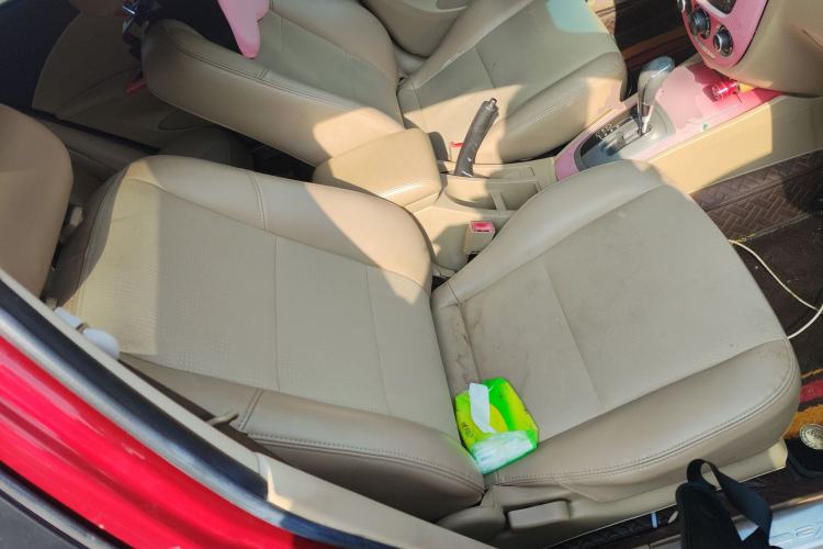 Used Buick Excelle 2013 1.5L Automatic Classic Model
