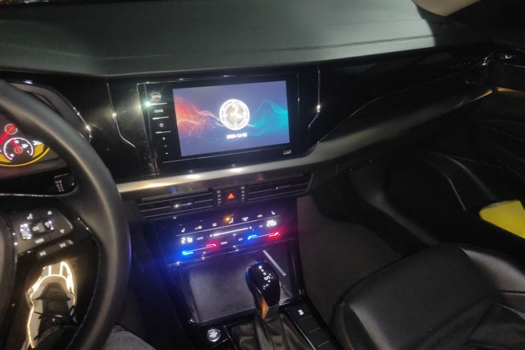 Used Volkswagen Passat 2020 330TSI Elite Edition China VI
