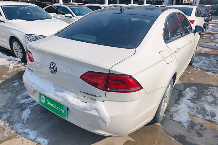 Used Volkswagen Lamando 2015 230TSI DSG Fashion Edition
