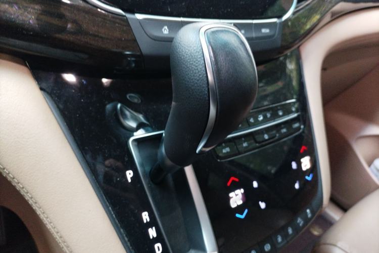 Used Buick GL8 2017 ES 28T Luxury Model China V Standard
