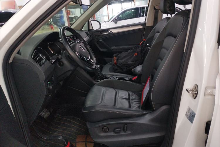 Used Volkswagen Tiguan L 2021 330TSI Automatic Two-Wheel Drive Smart Edition