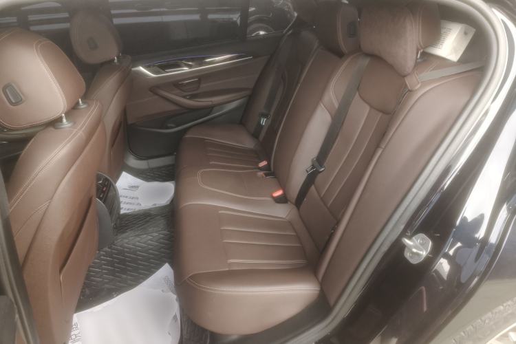 Used BMW 5 Series 2018 525Li M Sport Package