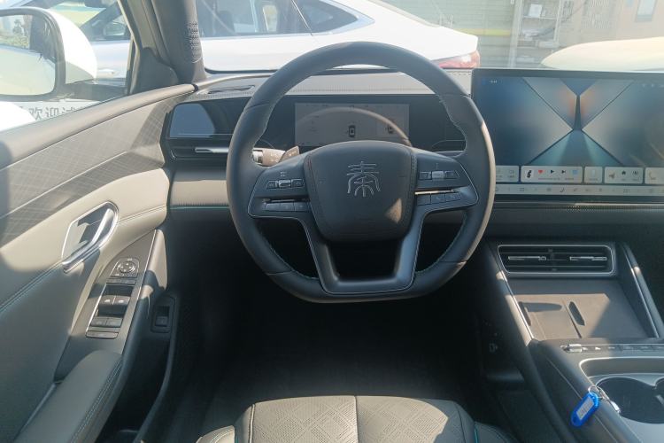 Used BYD Qin L 

