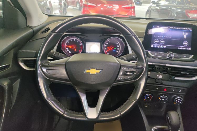 Used Chevrolet Trax 2021 325T Automatic Sport Edition China VI Standard
