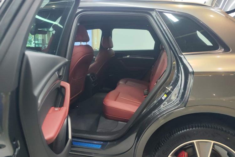 Used Audi Q5L 2022 45T Luxury Dynamic Model
