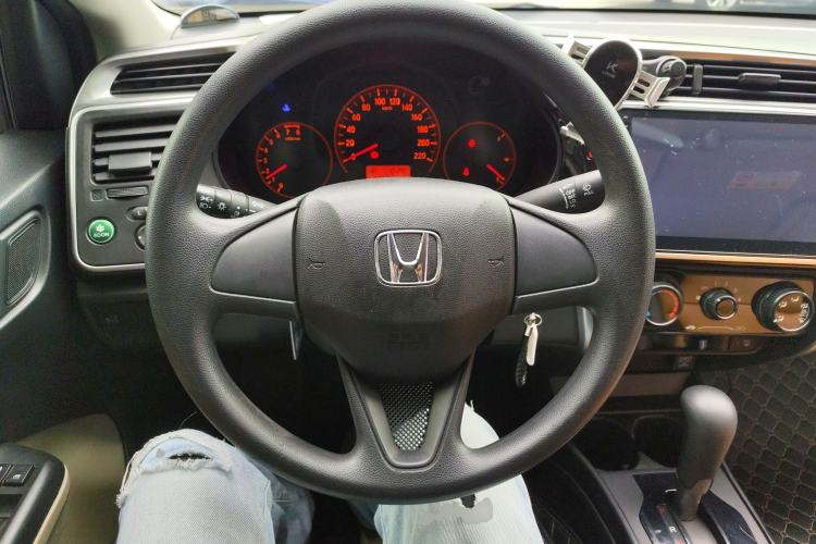 Used Honda City 2015 1.5L CVT Comfort Version