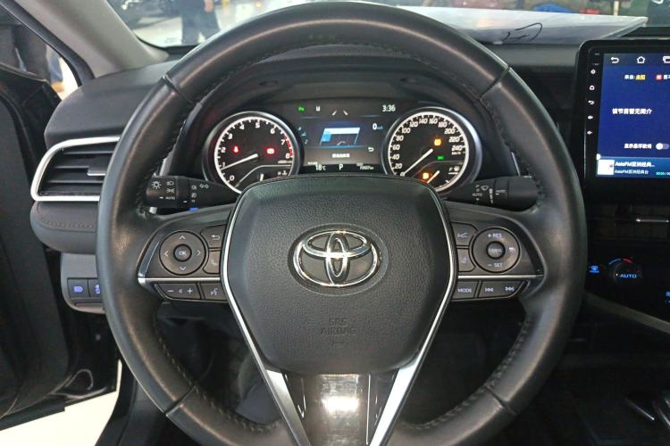 Used Toyota Camry 2021 2.0G Luxury Edition

