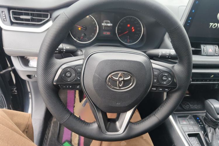 Used Toyota Wildlander 2021 2.0L CVT Two-Wheel Drive Luxury Edition
