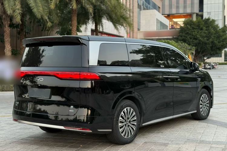 Used BYD Xia 2025 DM-i 1.5T 180km Beyond Edition
