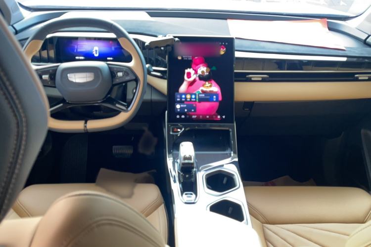 Used Geely Auto FX11 2023 1.5TD DCT Prestige Edition
