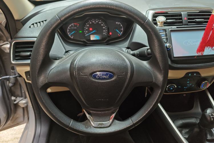 Used Ford Escort 2015 1.5L Manual Comfort Model