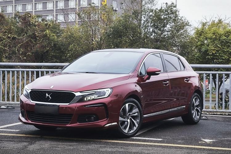 Used  4S 2018 30THP Dynamic Edition