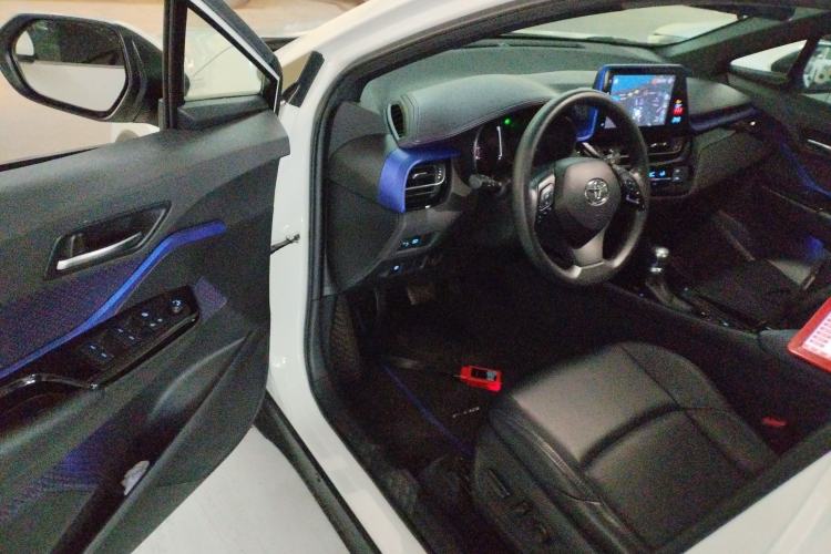 Used Toyota C-HR 2020 2.0L Leading Edition
