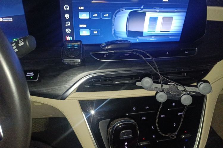 Used Buick GL8 2022 ES Land Cruiser 653T Luxury Model
