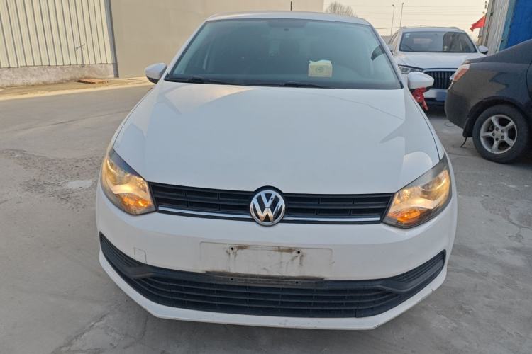 Used Volkswagen Polo 2016 1.4L Manual Fashion Model
