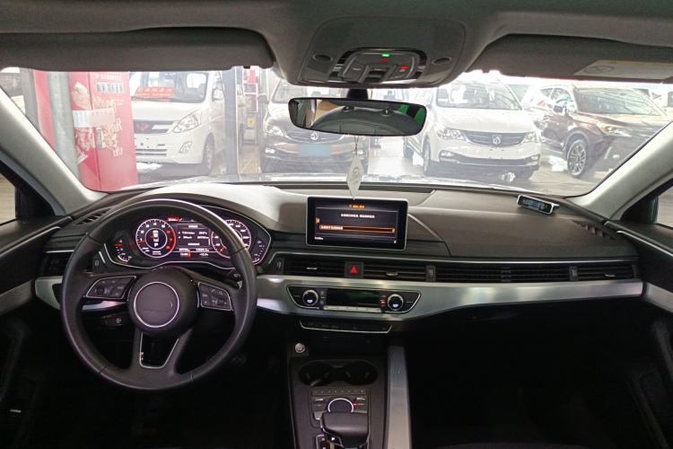 Used Audi A4L 2018 30th Anniversary Edition 40 TFSI Fashion Model