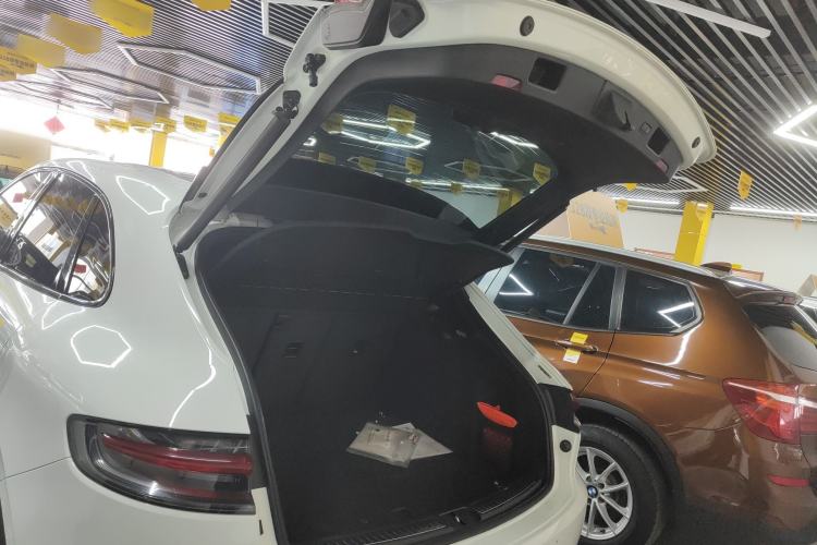 Used Porsche Macan 2018 Macan 2.0T