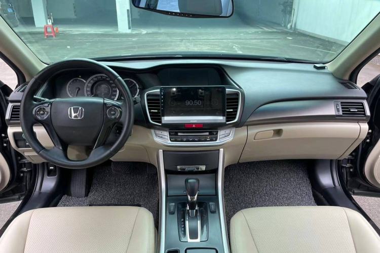 Used Honda Accord 2014 2.0L EX Luxury Edition
