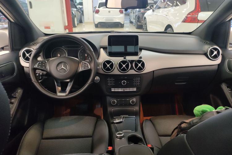 Used Mercedes-Benz B-Class 2015 B 200 Sport Edition
