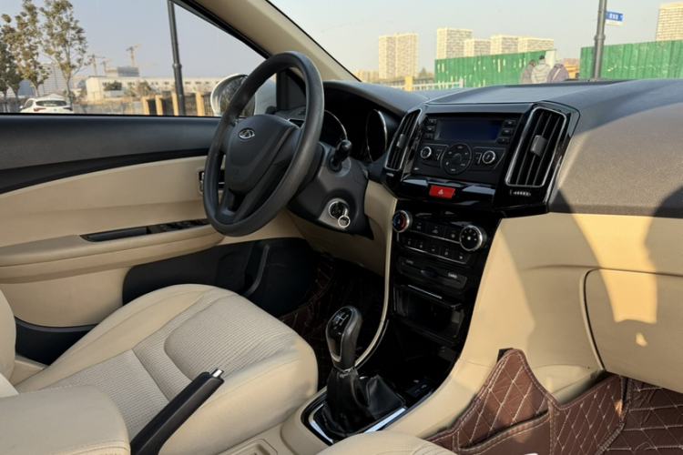 Used Chery E3 2015 1.5L Manual Fashion Model