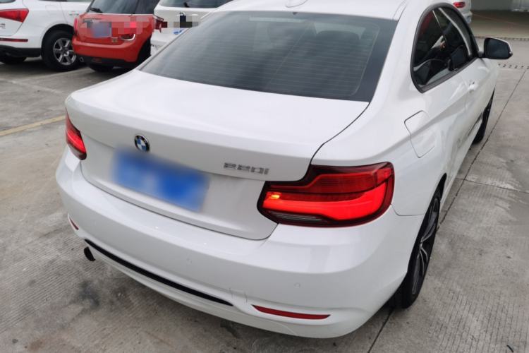 Used BMW 2 Series 2018 220i Sport Design Package
