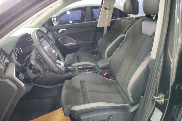 Used Audi Q3 2020 35 TFSI Fashion Dynamic Model