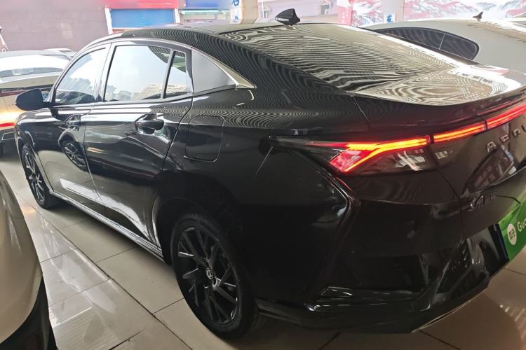 Used Dongfeng Aeolus Yixuan 2020 230T Automatic Glare-Proof Dark Knight Edition
