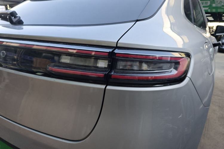 Used Hima AITO M5 2022 Extended-Range Four-Wheel Drive Performance Version