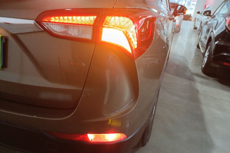 Used Buick Envision 2018 20T Two-Wheel Drive Luxury Model