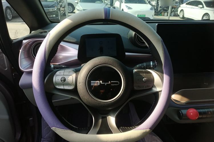 Used BYD Dolphin 2023 420 km Fashion Edition