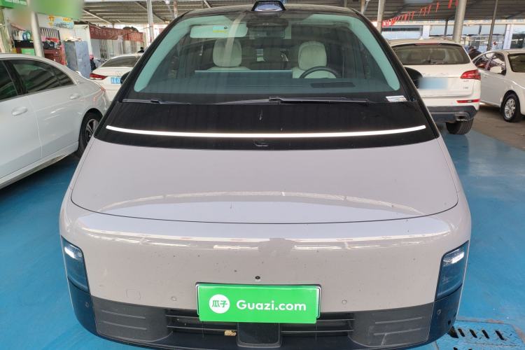 Used Li Auto MEGA 2024 Ultra Model
