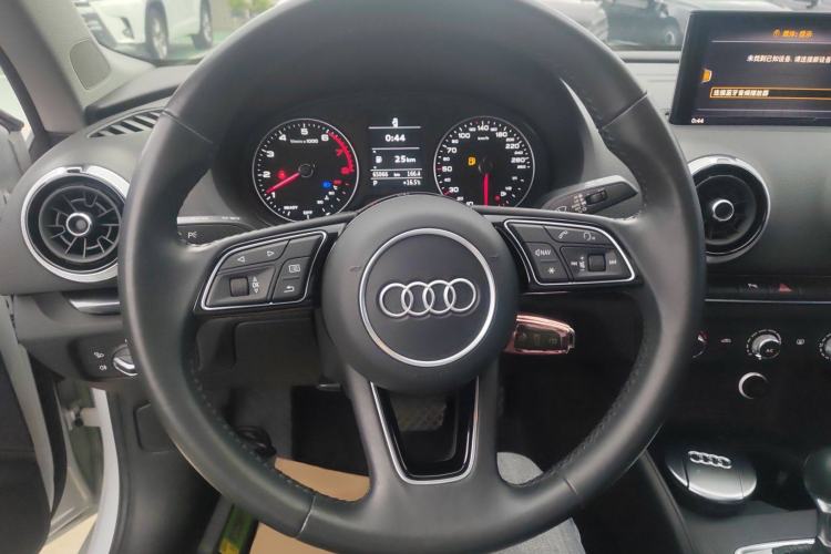 Used Audi A3 2019 Limousine 35 TFSI Fashion Edition China V standard
