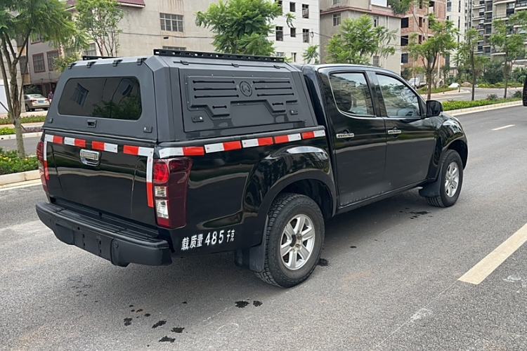 Used Isuzu D-MAX 2018 2.5T Four-Wheel Drive Base Version JE4D25Q5A
