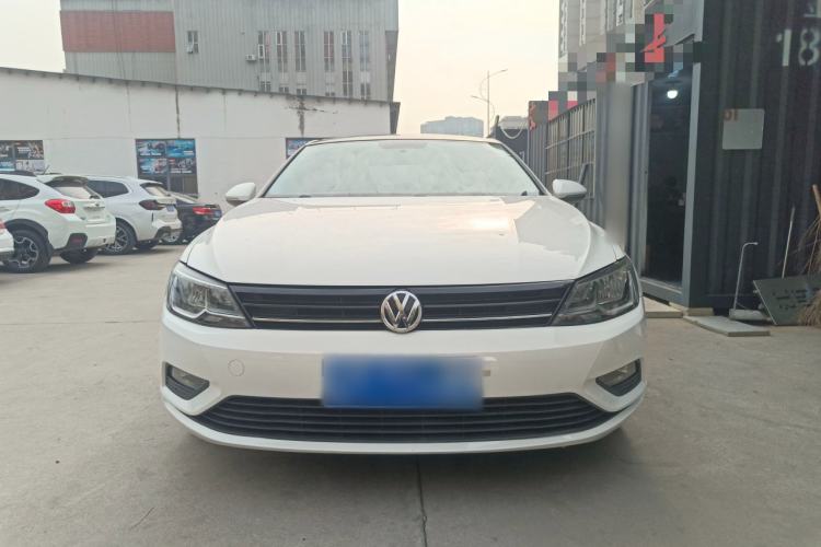 Used Volkswagen Lamando 2017 230TSI DSG Fashion Edition
