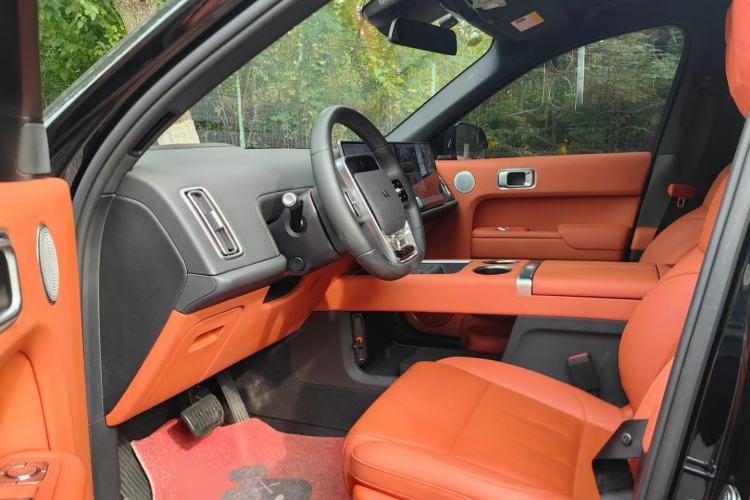 Used Li Auto L8 2024 PRO Model
