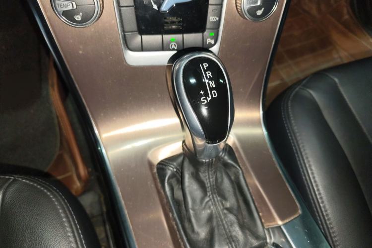 Used Volvo XC60 2015 T5 Smart Upgrade Model