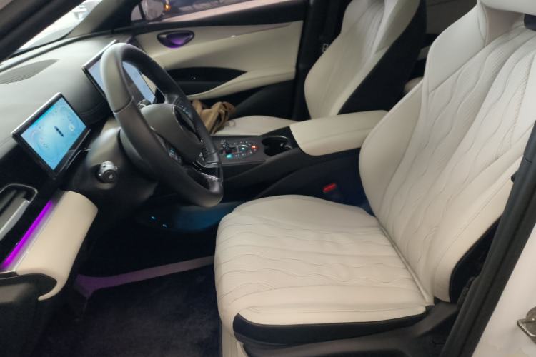 Used BYD Seal 06 New Energy 2024 DM-i 120KM Flagship Model
