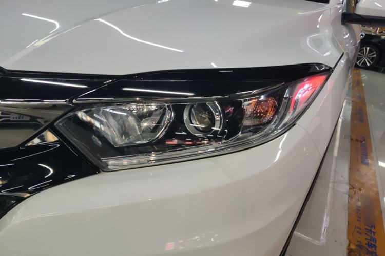 Used Honda Vezel 2022 1.5L CVT Elite Smart Edition
