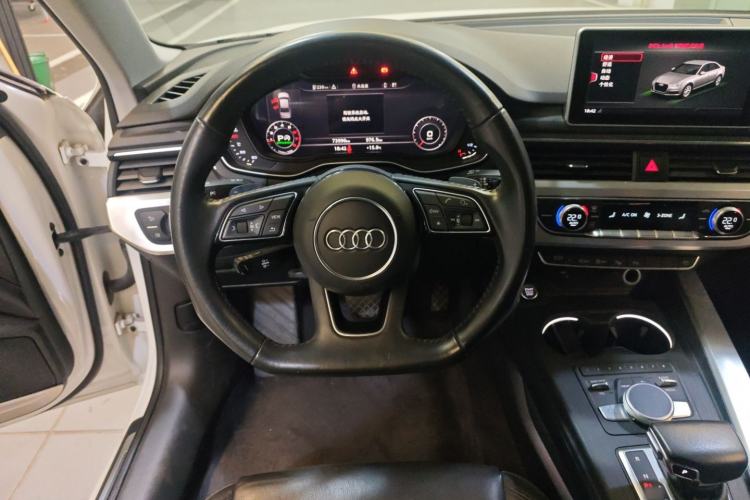Used Audi A4L 2019 40 TFSI Fashion Edition China VI Emission Standard
